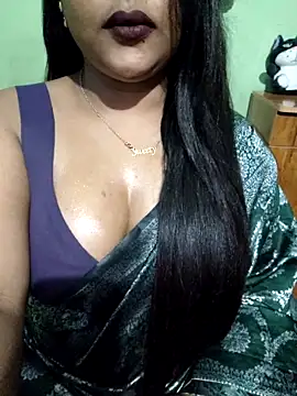 Snapshot of JIYA-04 chatting on February 18, 2026, 7:21 pm JIYA-04 online show from February 18, 2026, 7:21 pm