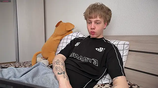 olivertasty online show from April 24, 2026, 10:07 am