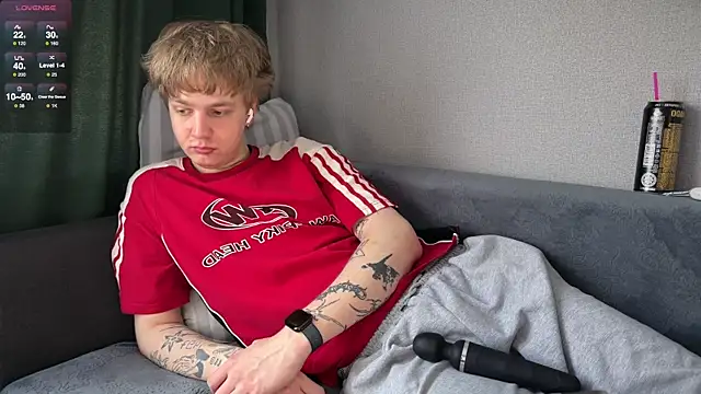 Snapshot of olivertasty chatting on May 10, 2026, 1:38 pm olivertasty online show from May 10, 2026, 1:38 pm
