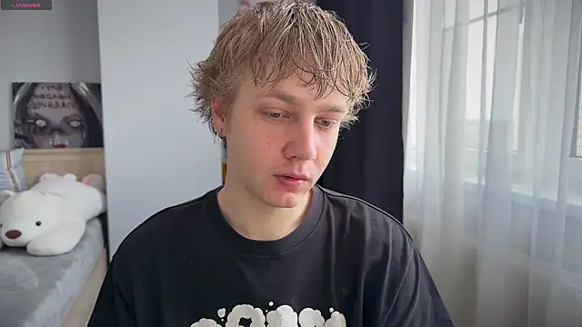 Snapshot of olivertasty chatting on June 30, 2026, 11:33 am olivertasty online show from June 30, 2026, 11:33 am
