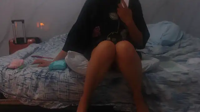 sabrina v  online show from November 23, 2025, 3:17 am