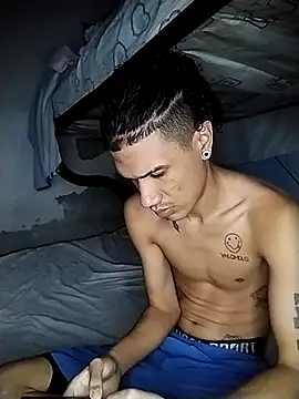 Snapshot of Gabriel_Stone chatting on September 10, 2025, 1:16 am Gabriel Stone online show from September 10, 2025, 1:16 am