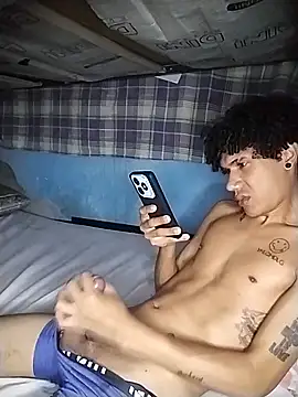 Snapshot of Gabriel_Stone chatting on September 26, 2025, 6:50 am Gabriel Stone online show from September 26, 2025, 6:50 am