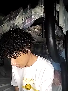 Snapshot of Gabriel_Stone chatting on September 27, 2025, 3:00 am Gabriel Stone online show from September 27, 2025, 3:00 am