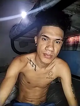 Snapshot of Gabriel_Stone chatting on September 28, 2025, 5:18 pm Gabriel Stone online show from September 28, 2025, 5:18 pm