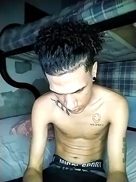 Snapshot of Gabriel_Stone chatting on October 24, 2025, 3:36 am Gabriel Stone online show from October 24, 2025, 3:36 am