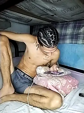 Snapshot of Gabriel_Stone chatting on October 31, 2025, 7:42 am Gabriel Stone online show from October 31, 2025, 7:42 am