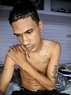 Snapshot of Gabriel_Stone chatting on December 17, 2025, 5:24 am Gabriel Stone online show from December 17, 2025, 5:24 am