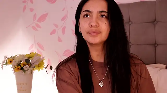Snapshot of ana_riveros chatting on June 15, 2026, 3:47 pm ana riveros online show from June 15, 2026, 3:47 pm