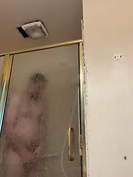 himNIGuys online show from December 18, 2025, 4:35 pm