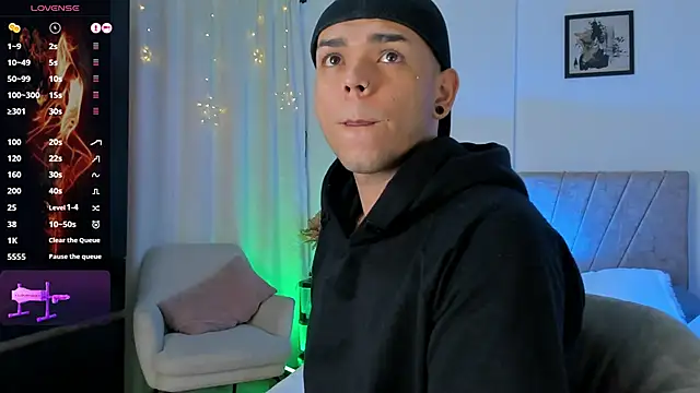 Snapshot of jhosepMoreno chatting on October 14, 2025, 3:57 pm jhosepMoreno online show from October 14, 2025, 3:57 pm