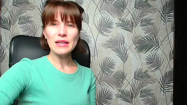 Snapshot of Kelly_Kisss chatting on September 28, 2025, 5:18 pm Kelly Kisss online show from September 28, 2025, 5:18 pm