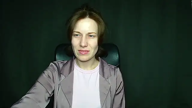 Kelly Kisss online show from January 11, 2026, 1:16 pm