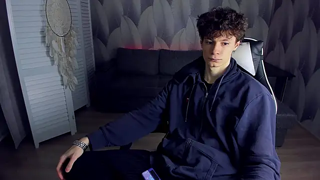 Edvard Blare online show from November 24, 2025, 1:33 pm