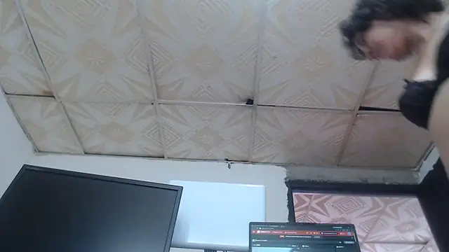 Snapshot of porndollbaby chatting on July 22, 2026, 6:32 pm porndollbaby online show from July 22, 2026, 6:32 pm