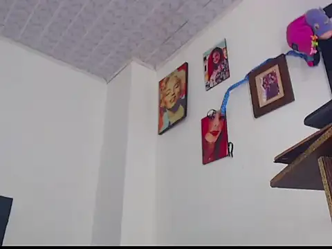 Snapshot of ashlleyqueen chatting on May 31, 2026, 2:46 pm ashlleyqueen online show from May 31, 2026, 2:46 pm