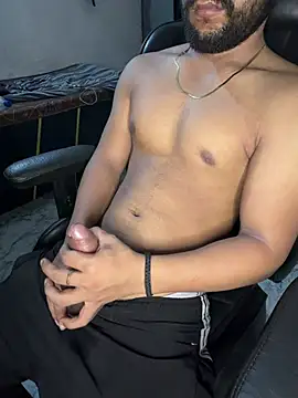 Snapshot of Kartikkartik8595 chatting on July 28, 2026, 10:53 pm Kartikkartik8595 online show from July 28, 2026, 10:53 pm
