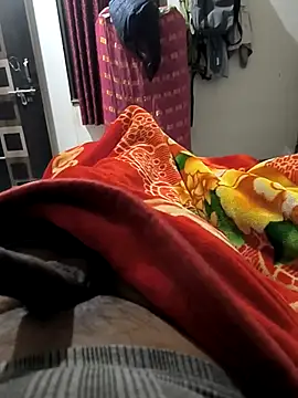 Snapshot of buntyk199 chatting on December 15, 2025, 7:29 pm buntyk199 online show from December 15, 2025, 7:29 pm