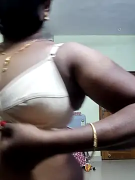 papukurty online show from October 31, 2025, 4:57 am