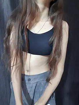 Mahira568 online show from November 18, 2025, 5:28 pm