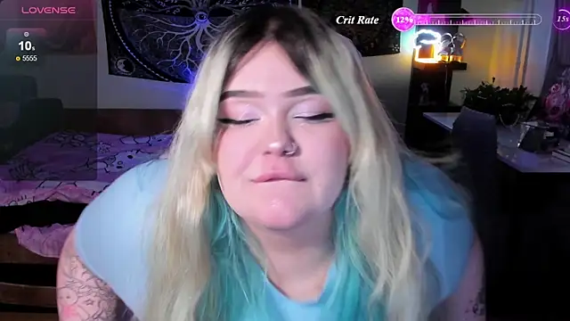  CandyM1lky  online show from January 9, 2026, 7:22 am