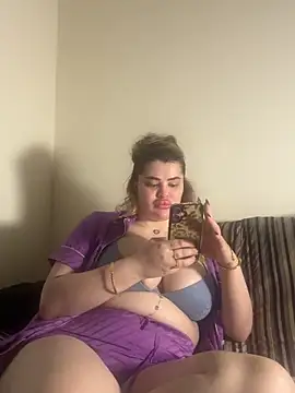 Snapshot of aydabella7777 chatting on December 14, 2025, 7:51 pm aydabella7777 online show from December 14, 2025, 7:51 pm