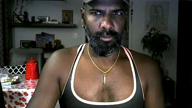 Snapshot of frenchblackc31 chatting on September 19, 2025, 4:25 am frenchblackc31 online show from September 19, 2025, 4:25 am