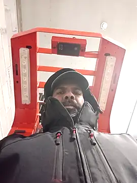 Snapshot of frenchblackc31 chatting on November 26, 2025, 12:50 pm frenchblackc31 online show from November 26, 2025, 12:50 pm