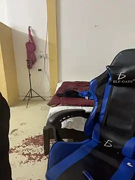 Snapshot of siilvestremx chatting on November 14, 2025, 1:15 am siilvestremx online show from November 14, 2025, 1:15 am