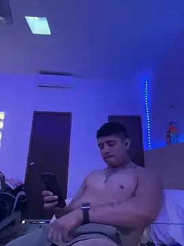 Snapshot of siilvestremx chatting on February 9, 2026, 10:03 pm siilvestremx online show from February 9, 2026, 10:03 pm