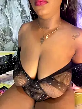 Snapshot of MiiaaCollinss chatting on October 9, 2025, 3:54 pm MiiaaCollinss online show from October 9, 2025, 3:54 pm