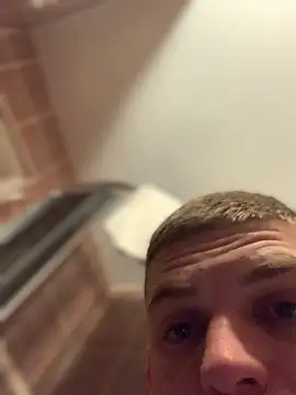 Snapshot of macho1347 chatting on October 21, 2025, 4:13 am macho1347 online show from October 21, 2025, 4:13 am