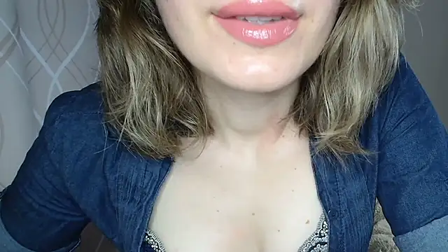 miss  Sophie online show from July 4, 2026, 6:19 am