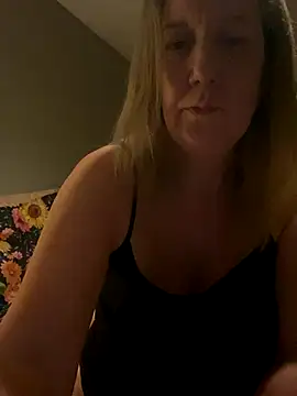 X-Victoria-X online show from October 2, 2025, 3:02 am