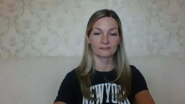 sweetriki online show from June 17, 2026, 5:36 pm