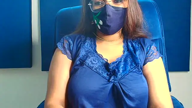 Snapshot of Anjalistar chatting on July 10, 2026, 9:56 am Anjalistar online show from July 10, 2026, 9:56 am
