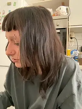 Snapshot of severingratty chatting on October 3, 2025, 2:58 pm severingratty online show from October 3, 2025, 2:58 pm