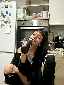 Snapshot of severingratty chatting on November 14, 2025, 9:35 pm severingratty online show from November 14, 2025, 9:35 pm