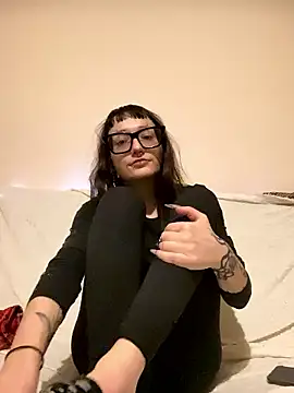 Snapshot of severingratty chatting on January 14, 2026, 12:38 am severingratty online show from January 14, 2026, 12:38 am