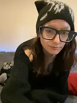 Snapshot of severingratty chatting on February 6, 2026, 9:45 am severingratty online show from February 6, 2026, 9:45 am