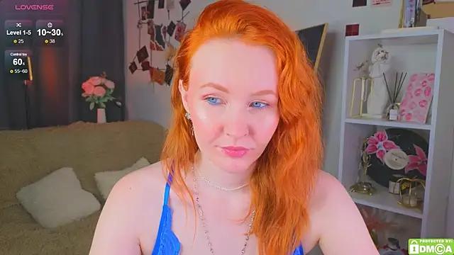 Snapshot of JoyceJones chatting on November 10, 2025, 7:13 pm JoyceJones online show from November 10, 2025, 7:13 pm
