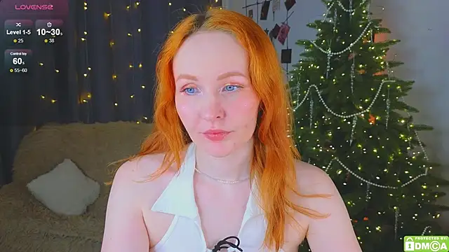 Snapshot of JoyceJones chatting on December 15, 2025, 8:13 pm JoyceJones online show from December 15, 2025, 8:13 pm