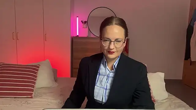 UnderWunder online show from July 15, 2026, 8:14 pm