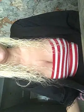 AlevNaz online show from April 24, 2026, 2:08 pm
