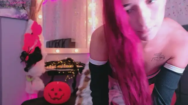 Snapshot of NataliaPrada_s chatting on October 15, 2025, 5:13 pm NataliaPrada s online show from October 15, 2025, 5:13 pm