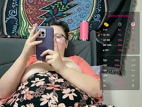 GirlSquirt online show from April 26, 2026, 8:17 pm