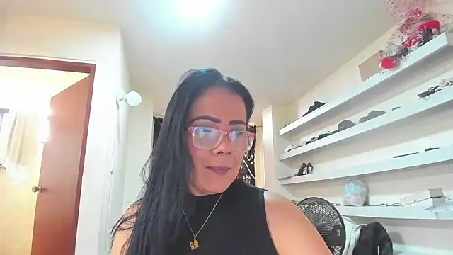 AlicePipper online show from June 30, 2026, 8:32 pm