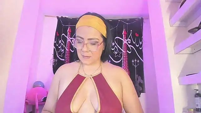 AlicePipper online show from July 18, 2026, 6:17 am