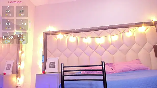 Scarletbigbug online show from March 6, 2026, 12:34 pm