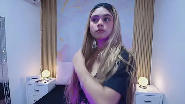 Snapshot of sharon_greey chatting on September 27, 2025, 8:25 pm sharon greey online show from September 27, 2025, 8:25 pm